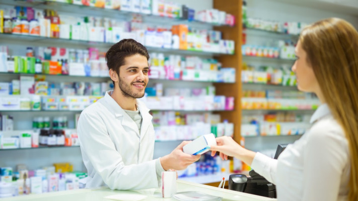 בית מרקחת. אלפים ללא טיפול