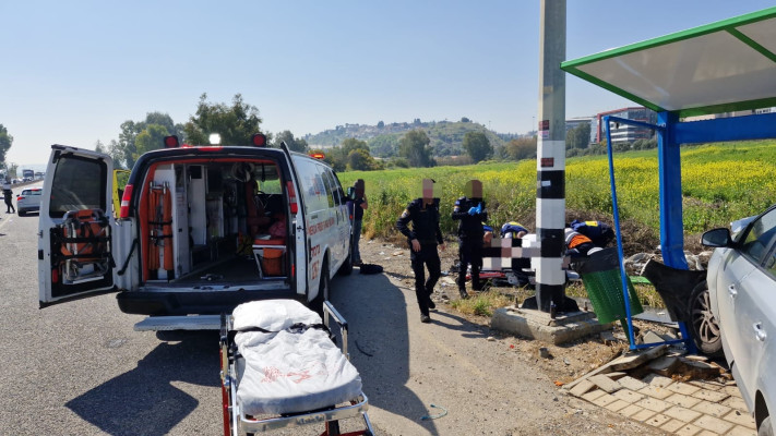 זירת הפיגוע באזור רמת ישי  (צילום: דוברות מד''א)