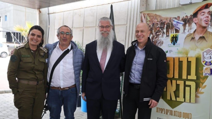 יורם נוה, מנדי בליניצקי, אליה אשל ואביטל ברון (צילום: יוני רייף)