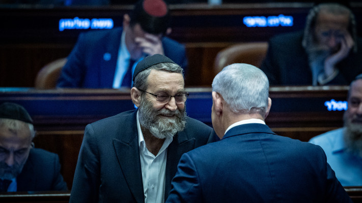 בנימין נתניהו, משה גפני (צילום: יונתן זינדל, פלאש 90)