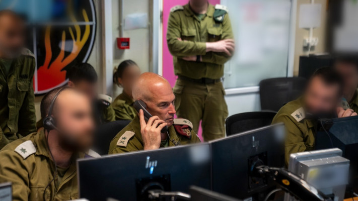 הבור בפיקוד צפון במהלך התקיפה בדרום לבנון (צילום: דובר צה''ל)