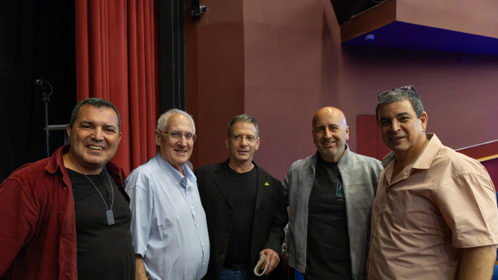 דני אריאל מנכ''ל כפר אהבה, אבנר סטפק, יואב זיו, דודו שגיא וחנן זיסו (צילום: עדי פריסטר)