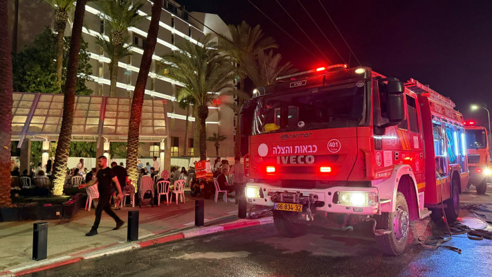 שריפה במלון בטבריה (צילום: כב''ה)