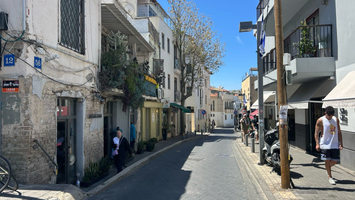 רחוב שבזי תל אביב (צילום: מאיה כהן)