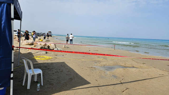 החיפושים אחר הצוללן שהותקף על ידי כריש בחדרה (צילום: אליה פרג'ון)