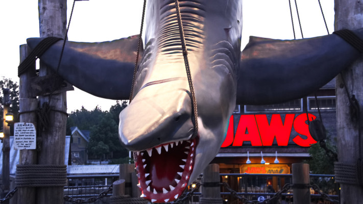 פרסומת ל''מלתעות''. הסרט שהחל את הפחד 