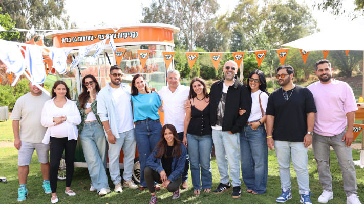 הסלבס הדליקו את המנגל, אירוע ''על האש'' של טירת צבי (צילום: אור גפן)