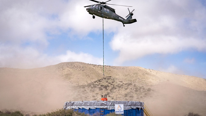 מסוק בלקהוק אוטונומי לכיבוי שריפות