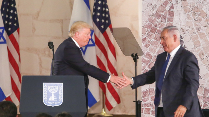 דונלד טראמפ ובנימין נתניהו במוזיאון ישראל (צילום: מרק ישראל סלם)