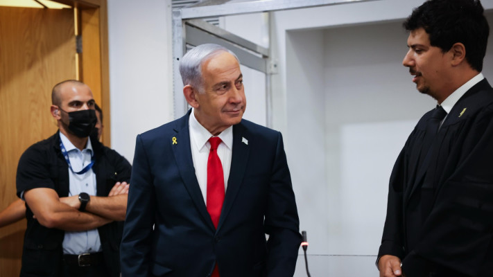 בנימין נתניהו בבית המשפט  (צילום: מרים אלסטר פלאש 90)