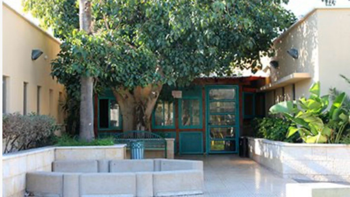 מתחם מרכז ''שחר''