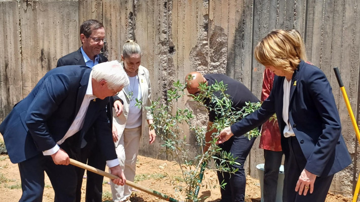 נשיא המדינה ונשיא גרמניה בטקס המרגש