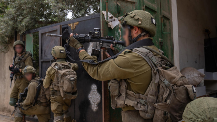 מאמצי כוחות צה''ל לתפיסת המחבל מהפיגוע בברוכין (צילום: דובר צהל)