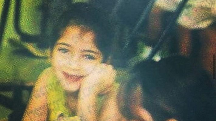 זהו את הסלב: מי הילדה המתוקה בתמונה? (צילום: פרטי)