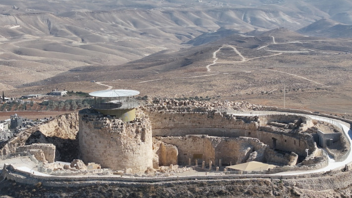 מצפה הרודיון (צילום: אלי פוארה, רשות הטבע והגנים)