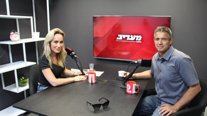 מיקי לוין ויועז הנדל (צילום: הילה יניב)