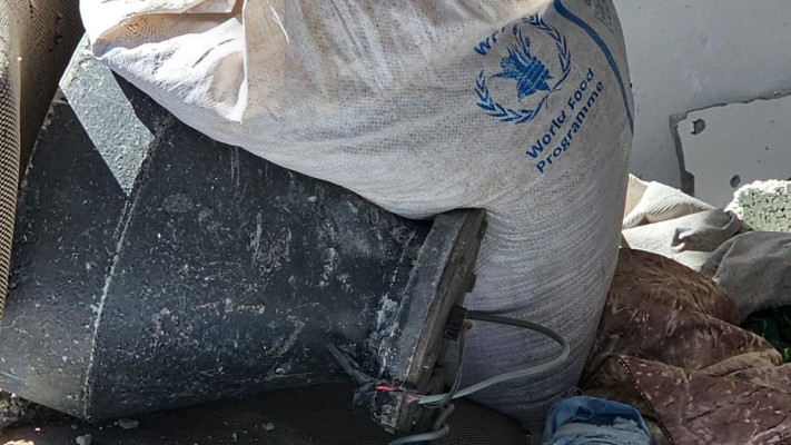 מטעני חבלה שהוסלקו בשקים של אונר''א