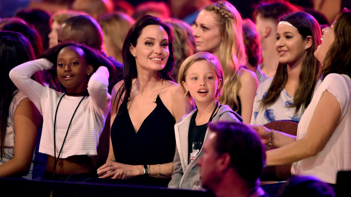  אנג'לינה ג'ולי, שילה נובל ג'ולי, זהרה מארלי ג'ולי (צילום: gettyimages)