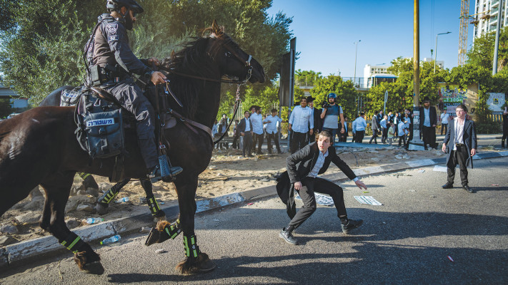 הפגנה נגד גיוס חרדים (צילום:  אריק מרמור, פלאש 90)