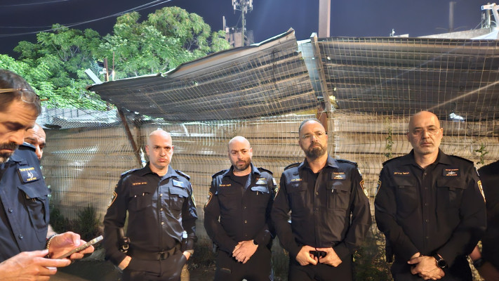 חקירה נפתחה בחשד לרצח - מזירת האירוע (צילום: דוברות המשטרה)