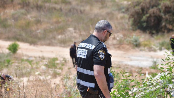 זירת הירי בראשל''צ בה נפגע הנער  (צילום: אבשלום ששוני)