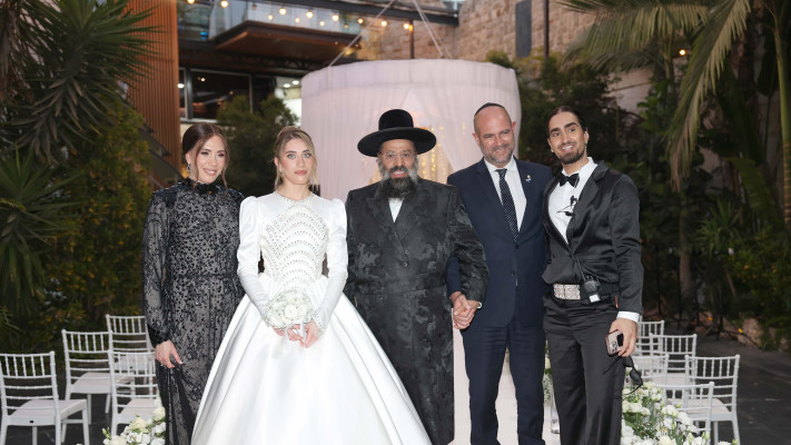 החתונה של בתו של האדמו״ר רבי נתנאל שריקי שליט''א‏  (צילום: אור גפן)