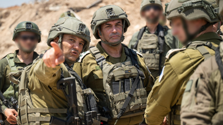 הרמטכ''ל אייל זמיר בעזה (צילום: דובר צה''ל)
