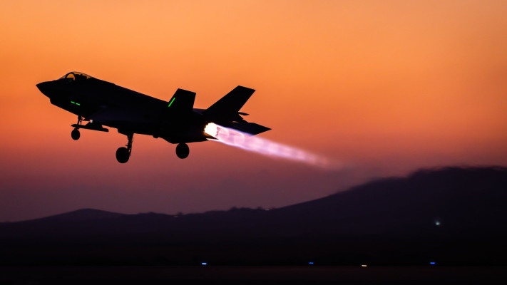 מטוס ''אדיר'' F-35