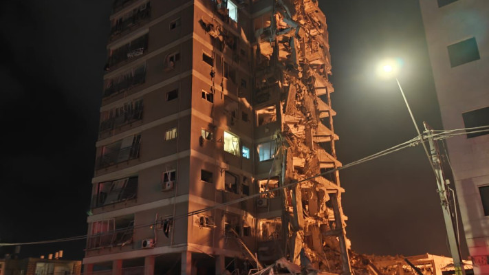 נפילה ישירה בבת ים 