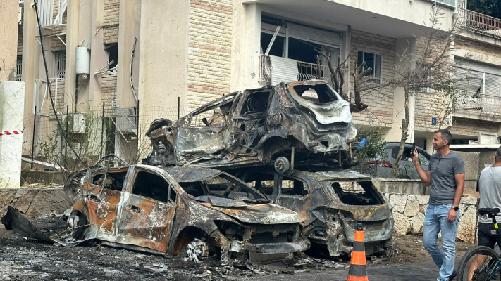 ההרס בחיפה לאחר פגיעת התקיפה האיראנית (צילום: בתיה גלעדי)