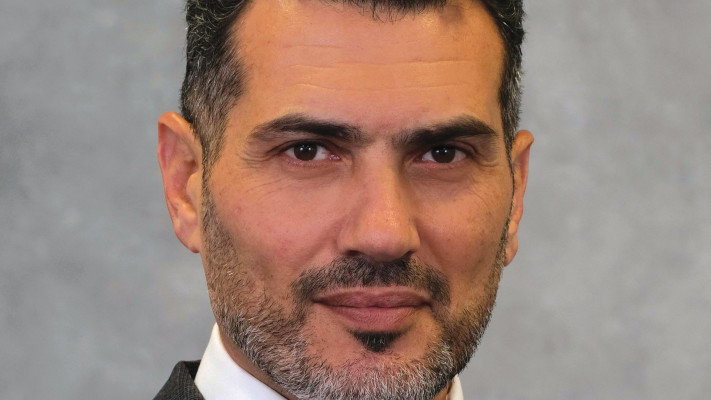 ניר עובדיה (צילום: סיון פרג)