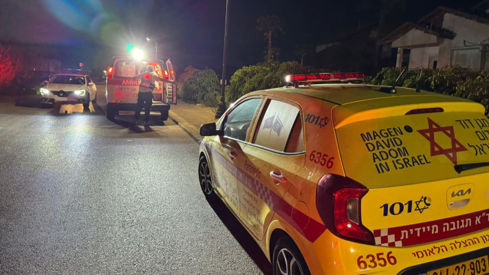 אירוע אלימות בבאר טוביה, שניים נפצעו באורח קשה (צילום: תיעוד מבצעי מד''א)
