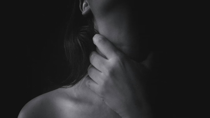 חניקה בסקס, יהפוך ללא חוקי בבריטניה