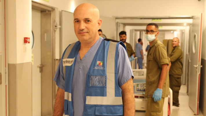 ד''ר עומר ניב (צילום: דוברות שניידר)