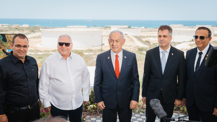 נתניהו בקצא''א (צילום: דוברות קצא''א)