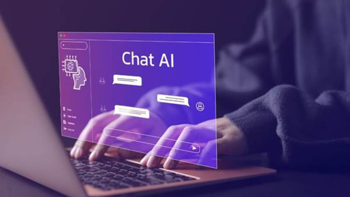 פרופ' עקיבא פרדקין: “CHAT GPT הוא כלי מחזק אך אינו מהווה תחליף למסע המחקר” (צילום: עקיבא פרדקין)