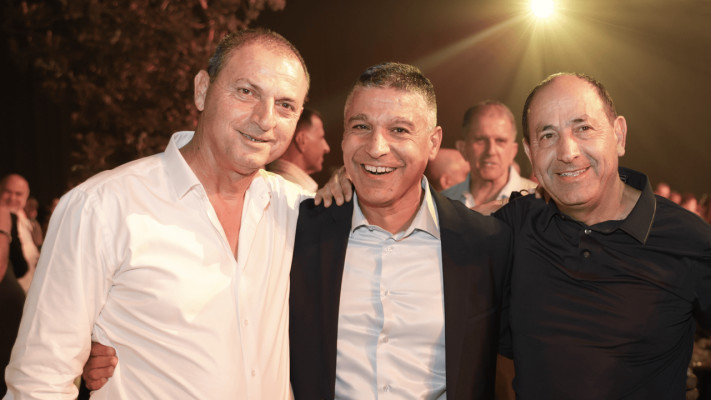 רמי לוי, משה לארי ואיציק דיין (צילום: באדיבות בנק מזרחי טפחות)