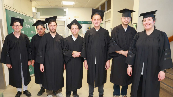 בוגרי התוכנית