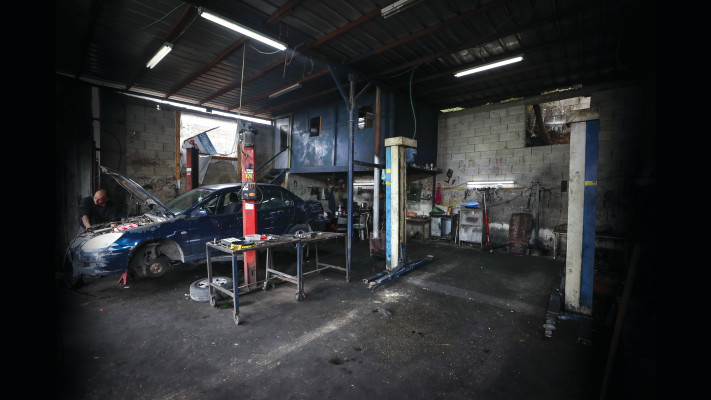 מוסך פלסטיני