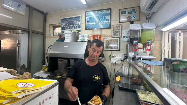 פלאפל אוריון (צילום: בתיה גלעדי)