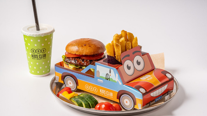 איך אפשר לסרב לזה? ארוחת ילדים ב-BBB