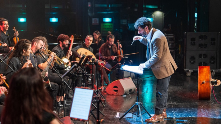 התזמורת האנדלוסית הישראלית אשדוד ועומר אביטל (צילום: מאור נתן)