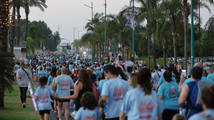מרוץ הלילה של פתח תקווה (צילום: Sportphotography)