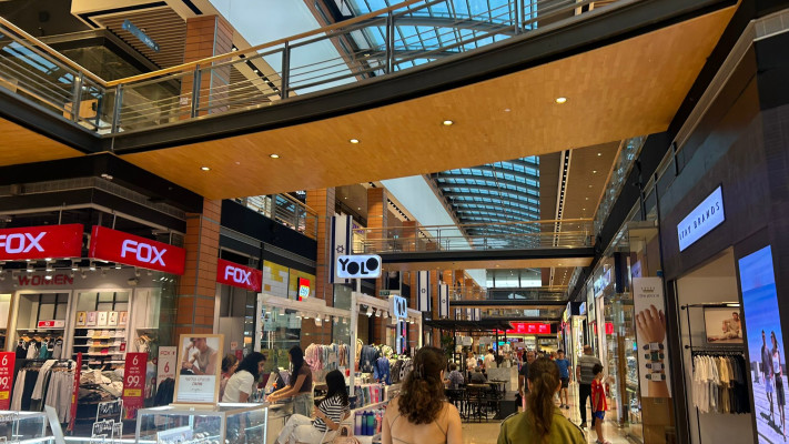 קניון שבעת הכוכבים (צילום: מאיה כהן)