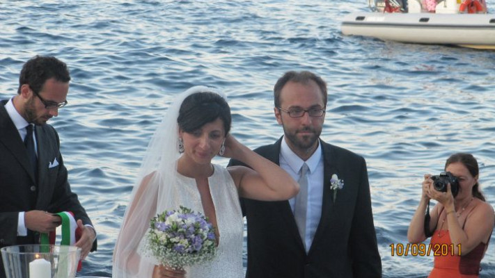 מאסימילינו קאלי ואשתו פרנצסקה אלבנזה שליחת האום (צילום: מתוך פייסבוק)