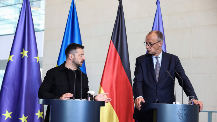 פרידריך מרץ, וולודימיר זלנסקי. התוכנית לשימוש בנכסים רוסיים לא צלחה