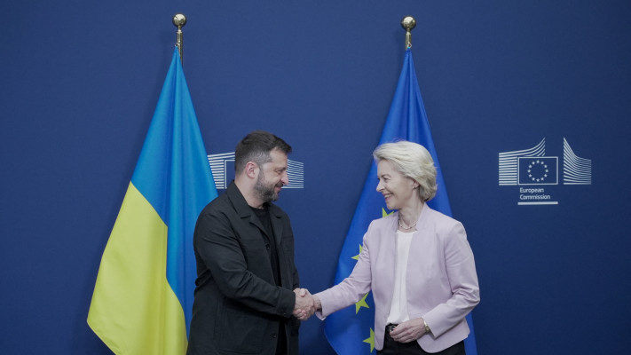 אורסולה פון דר ליין, וולודימיר זלנסקי