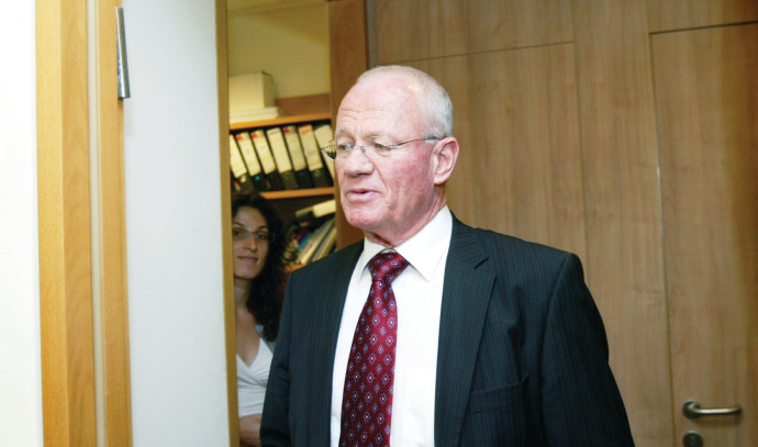 Danny Yatom is expected to announce the formation of a party: Is Nancy Brands on the list?