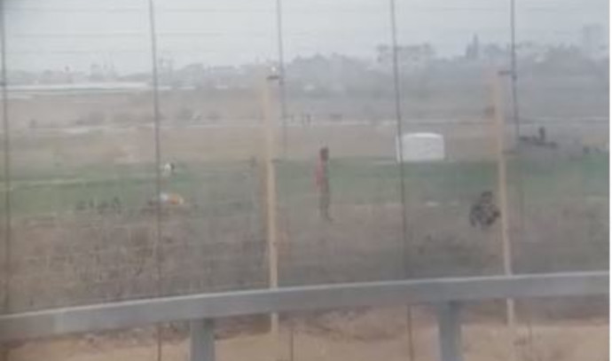 ינון מגל: "רואים בסרטון חיילים ששומרים עלינו"; ענת דוידוב ...