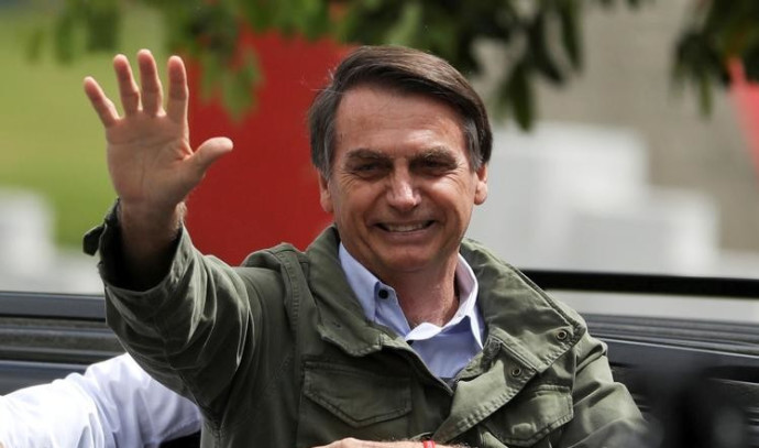 Bolsonaro demands his passport back from Brazilian court